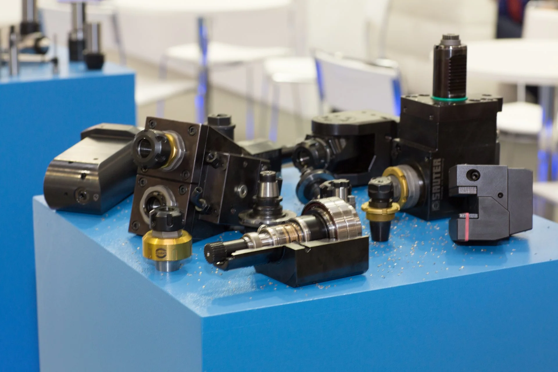 Produttore di utensili tecnologici per macchine CNC e torni automatici