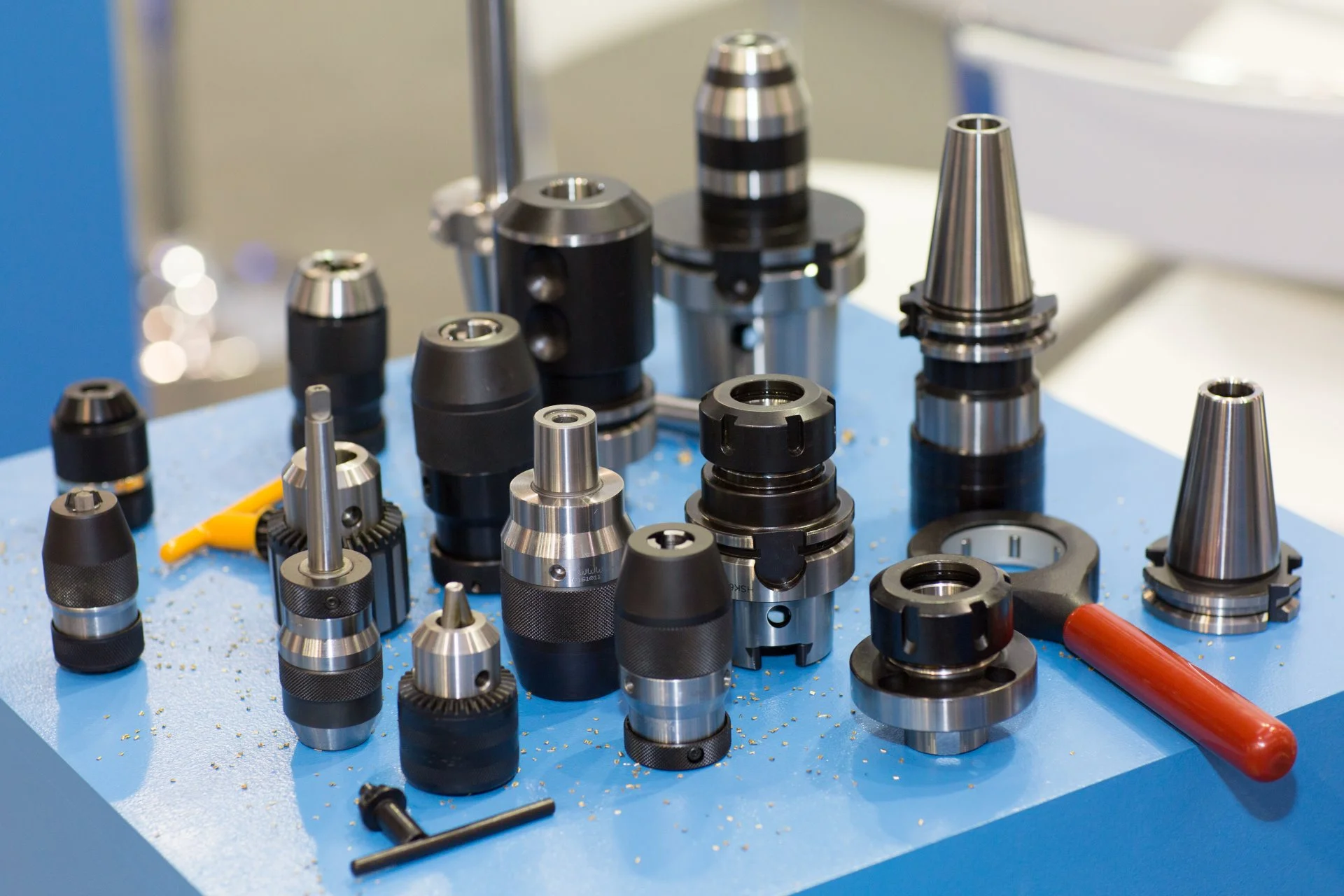 Produttore di utensili tecnologici per macchine CNC e torni automatici